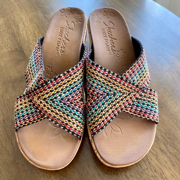 Skechers Luxe Foam Sandals Wedges - Picture 2 of 5